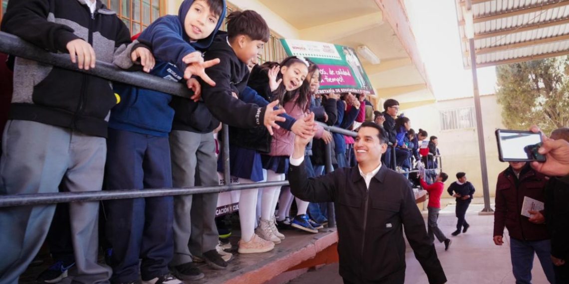 Fortalece Gobierno de Sonora certeza jurídica, inclusión, bienestar universitario y cultura del agua en escuelas de Cananea: SEC