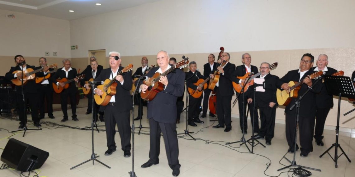 Realiza Isssteson Noche Bohemia a beneficio del Voluntariado y Casa Club