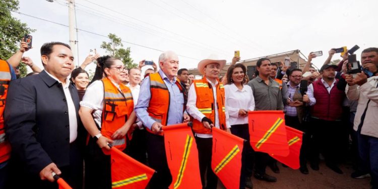 Alfonso Durazo fortalece al sector agrícola con obra estratégica en la carretera Hermosillo-Kino