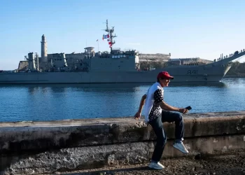 Buques de la Semar llegaron a Cuba con ayuda recaudada en el centro de acopio del Zócalo