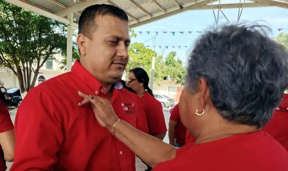 Balean casa de líder sindical electo en Culiacán