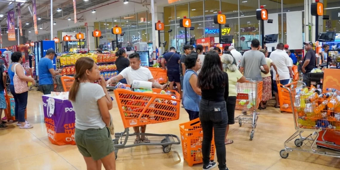 Ventas de tiendas de autoservicio suben 3.1% en 2025