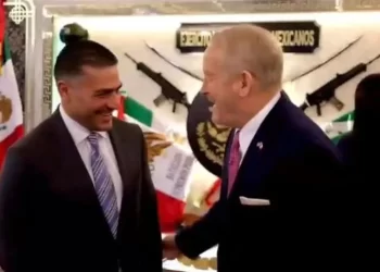 Embajador Johnson advierte que van contra toda “red del narco”