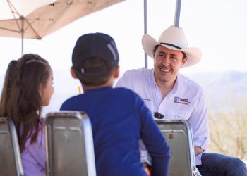 Entrega Secretaría de Bienestar tanque elevado de agua potable en Huásabas