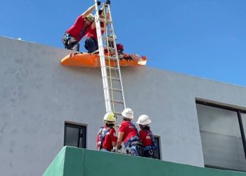 Gobierno de Sonora fortalece prácticas de rescate en alturas en estudiantes de paramédico: UTEtchojoa
