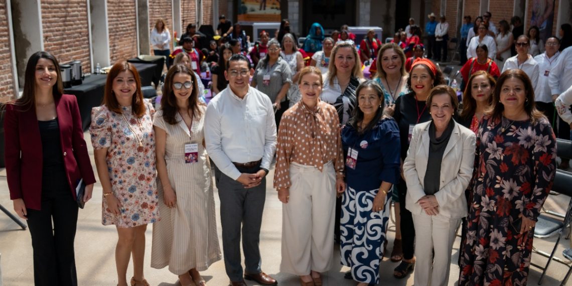Gobierno de Sonora reconoce aportación de Mujeres en la construcción de paz