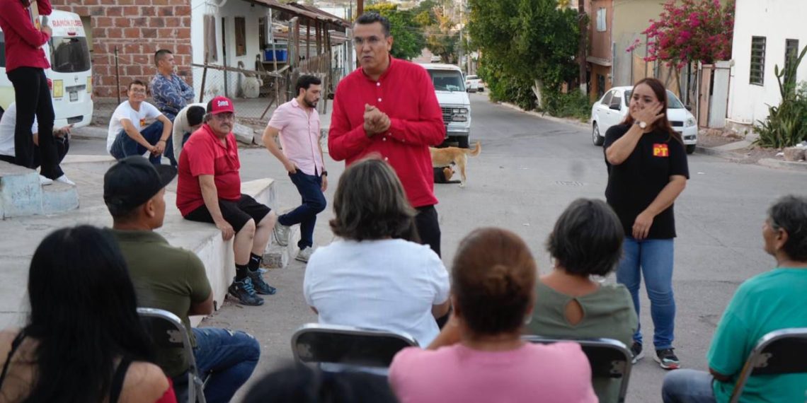 Ramón Flores fortalece el contacto ciudadano con encuentros vecinales en Guaymas