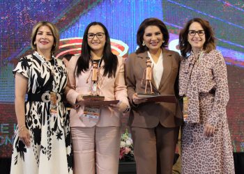 Destaca Iris Sánchez Chiu la importancia de una minería responsable en encuentro nacional en Cananea