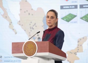 Sheinbaum llama a estudiantes a decir no a las drogas