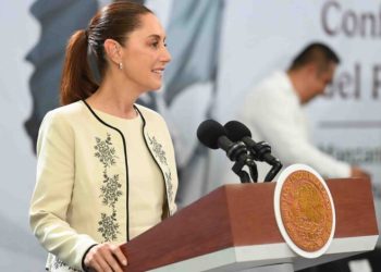 Sheinbaum analiza mover elección judicial y revocación de mandato