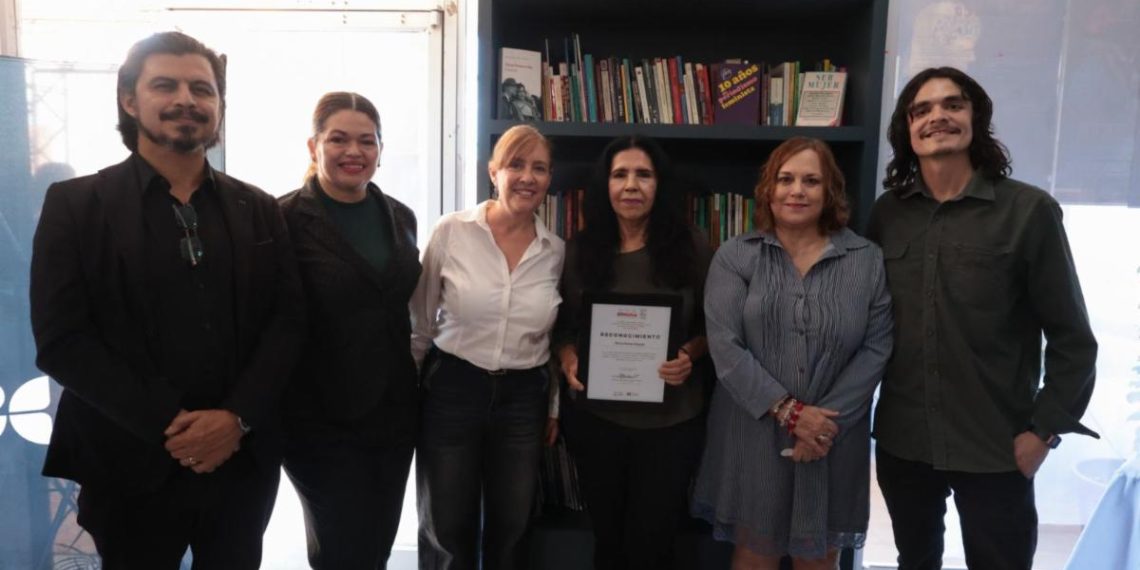 Recibe Gobierno de Sonora donación de acervo bibliográfico: ISC