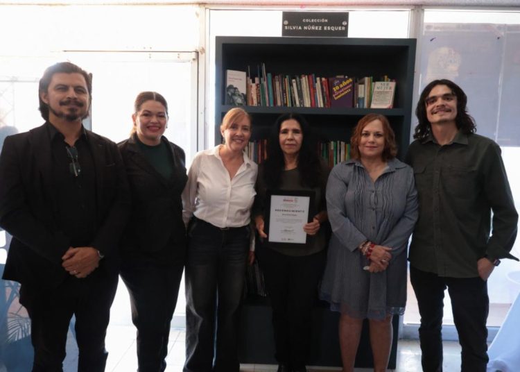 Recibe Gobierno de Sonora donación de acervo bibliográfico: ISC