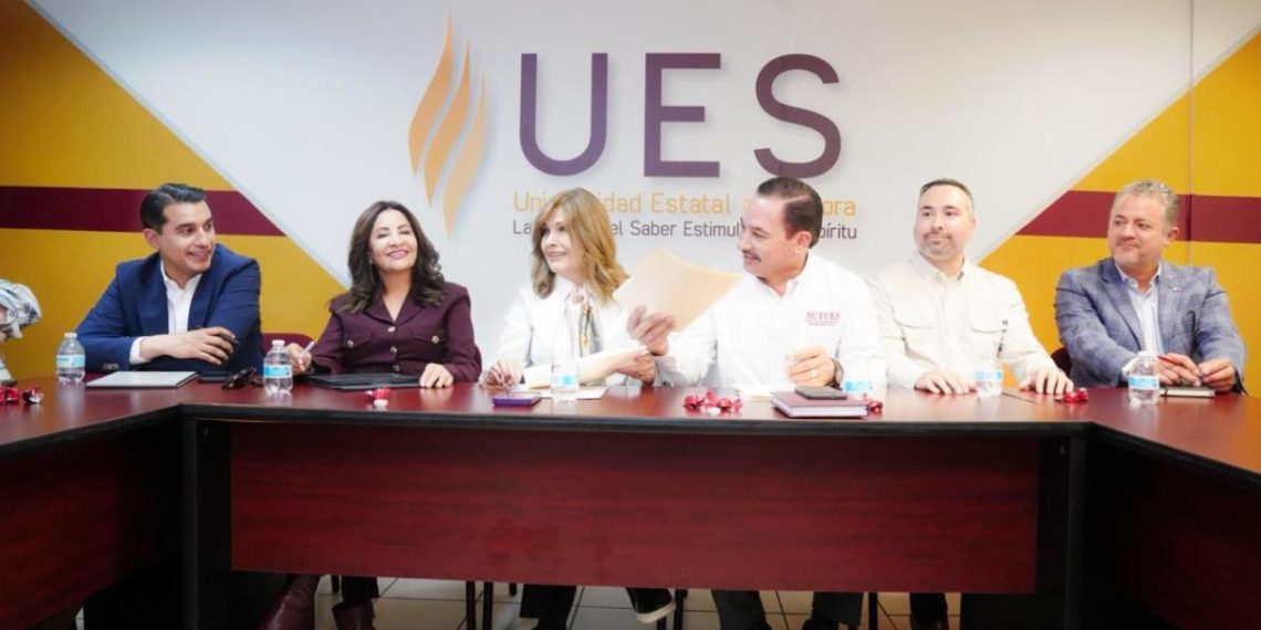 Instalan UES y Sutues mesa de negociación para revisión salarial y contractual 2026: SEC