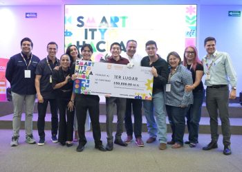 Suma esfuerzos y talento Toño Astiazarán para impulsar a jóvenes emprendedores en Smart City Hackaton