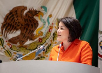 Presenta Gabriela Félix iniciativa para eliminar trámites burocráticos en Sonora