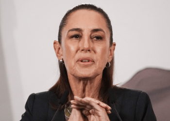 Sheinbaum descarta impacto en México por alza petrolera