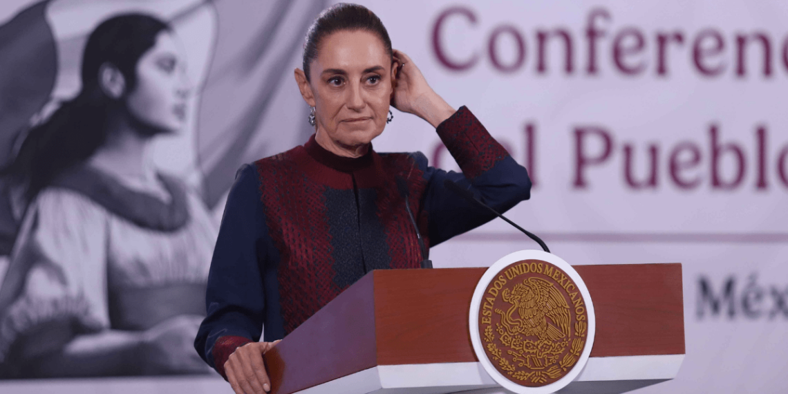 Sheinbaum propone a Coca-Cola usar más azúcar mexicana en refrescos