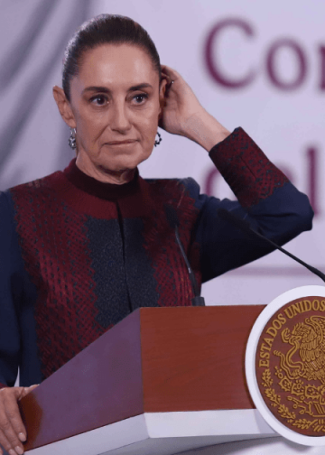 Sheinbaum propone a Coca-Cola usar más azúcar mexicana en refrescos