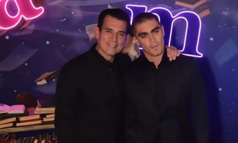 Jorge Salinas presume a su hijo Santiago