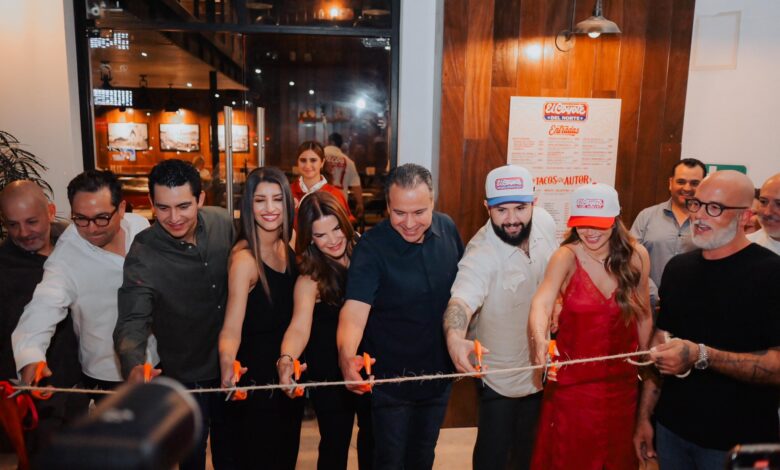 Carín León inaugura restaurante en Hermosillo