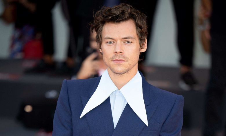 Harry Styles aparece sorpresivamente durante la presentación de Ryan Gosling en Saturday Night Live