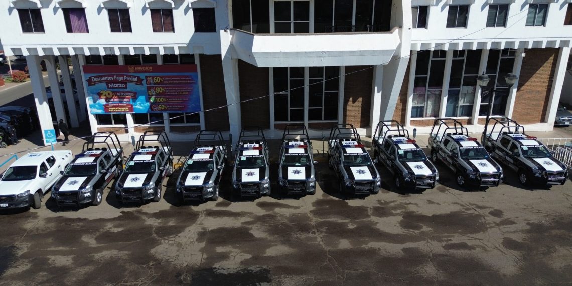 Jorge Alberto Elías Retes entrega 12 nuevas patrullas para Seguridad Pública