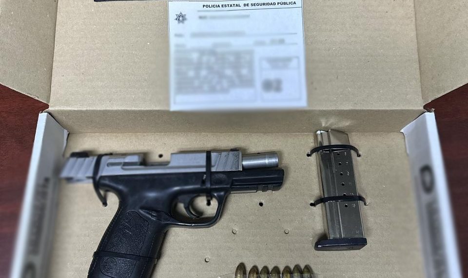 Desarma Policía Estatal a hombre con pistola durante operativos en colonia Los Pinos de Hermosillo