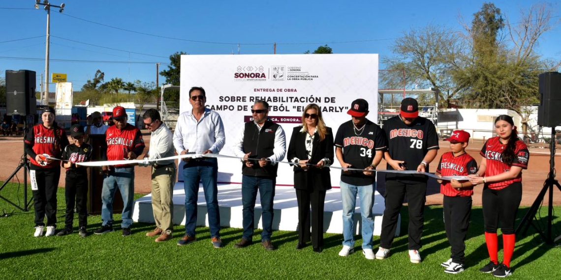Gobierno de Sonora impulsa el deporte en Caborca con rehabilitación del campo de sóftbol “El Charly”