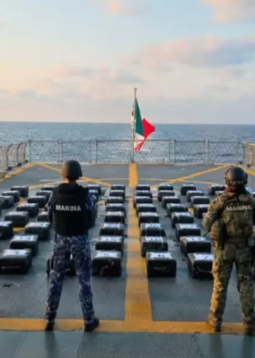 Marina asegura 2 toneladas de cocaína en Acapulco