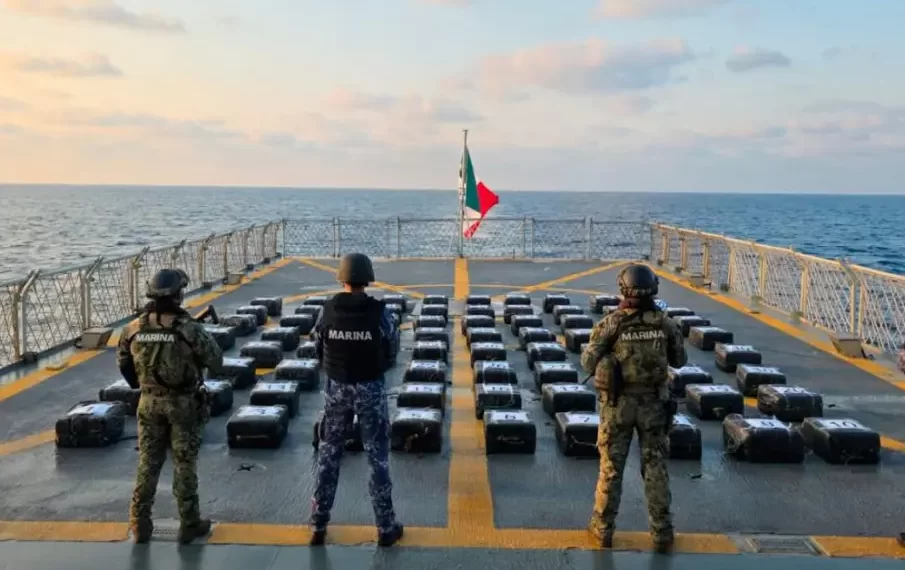 Marina asegura 2 toneladas de cocaína en Acapulco