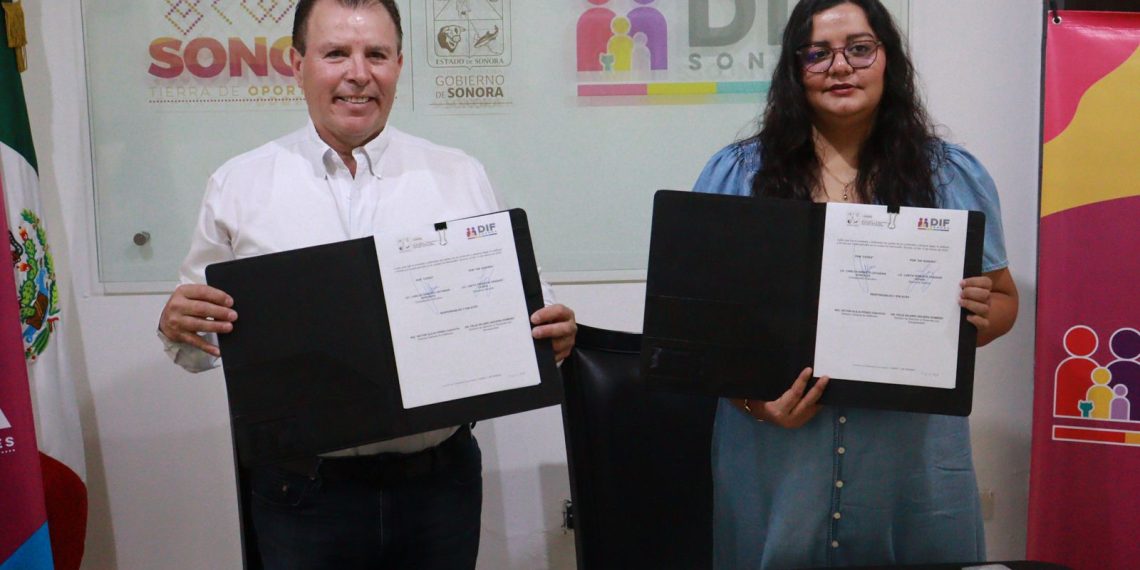 Gobierno de Sonora impulsa delfinoterapias para niñas y niños con discapacidad mediante convenio
