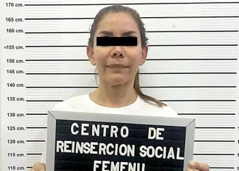 Dictan prisión preventiva a priista Karina Barrón