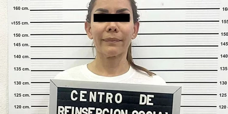 Dictan prisión preventiva a priista Karina Barrón