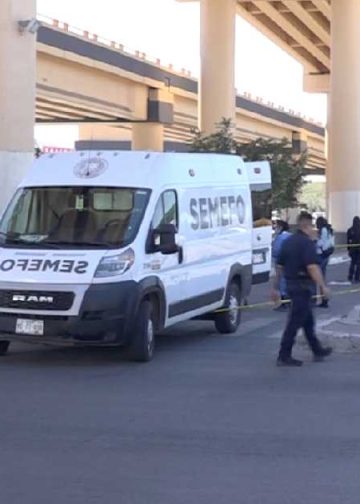 Hombre decide huir por la puerta falsa; se lanza desde puente