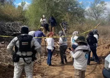 Descubren cadáver en fosa clandestina en Hermosillo