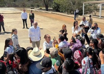Alaba Sheinbaum llamado de AMLO para Cuba