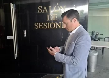 Pide Colosio Riojas dejar de lucrar con crimen de su padre