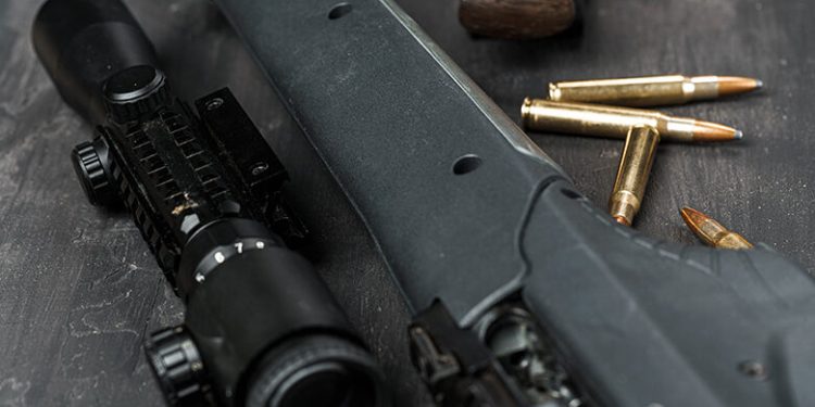 Traficante búlgaro ofrecía al CJNG armas de uso militar