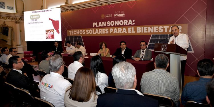 Con Techos Solares, Durazo y Sheinbaum reducen gasto eléctrico en familias sonorenses