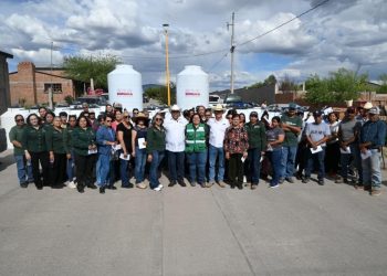 Gobierno de Sonora fortalece acceso al agua en Bacoachi con entrega de tinacos