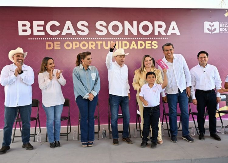 ”Nadie se queda atrás en la transformación de Sonora”: Durazo lleva becas y conectividad a Soyopa y Mazatán