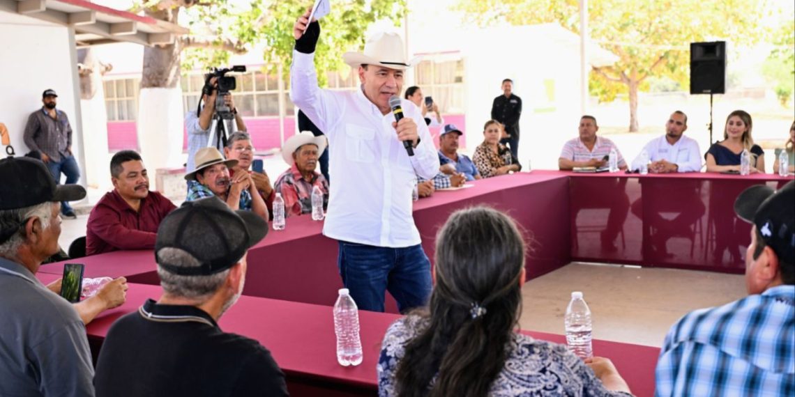 Gobernador Durazo respalda al Fuerte Mayo y asegura agua para el campo