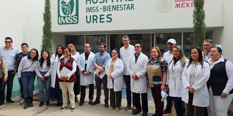 Ramón Flores acompaña al gobernador Alfonso Durazo en anuncio de nuevo Hospital IMSS-Bienestar en Ures
