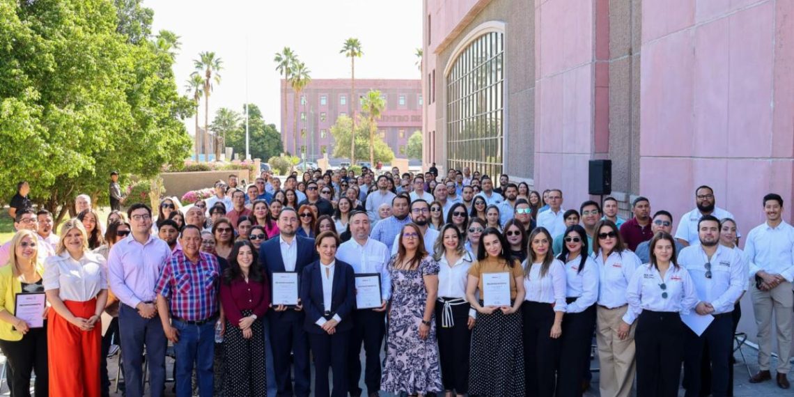 Gobierno de Sonora reconoce a servidores públicos en el cumplimiento anticipado de la declaración patrimonial