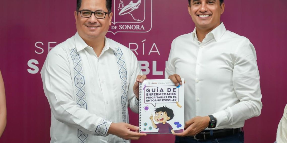 Entrega Salud Sonora Guía de Enfermedades Prioritarias en el Entorno Escolar a la Secretaría de Educación y Cultura