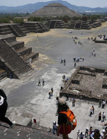 Sheinbaum descarta impacto al turismo tras ataque en Teotihuacán