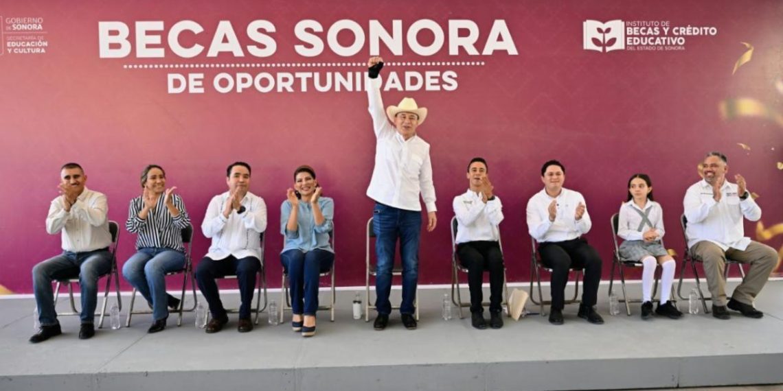 Disminuye en Sonora 13% la deserción escolar con programa de becas de Gobernador Durazo