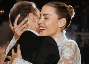 Con fotografía inédita, Michelle Salas felicita a Luis Miguel