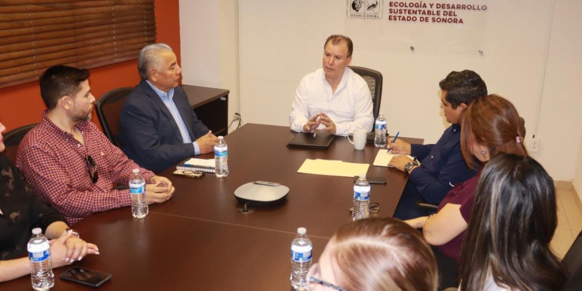 Gobierno de Sonora fortalece la formación profesional de jóvenes con convenio entre CEDES y la UTH