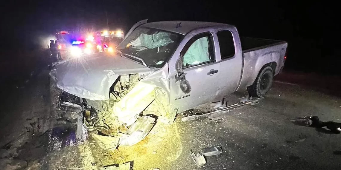 Pierden la vida tres personas en trágico accidente en S.L.R.C.